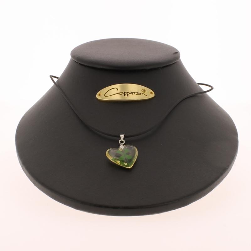 Collier pendentif forme COEUR avec inclusion de trèfle - Magnétique Vibration